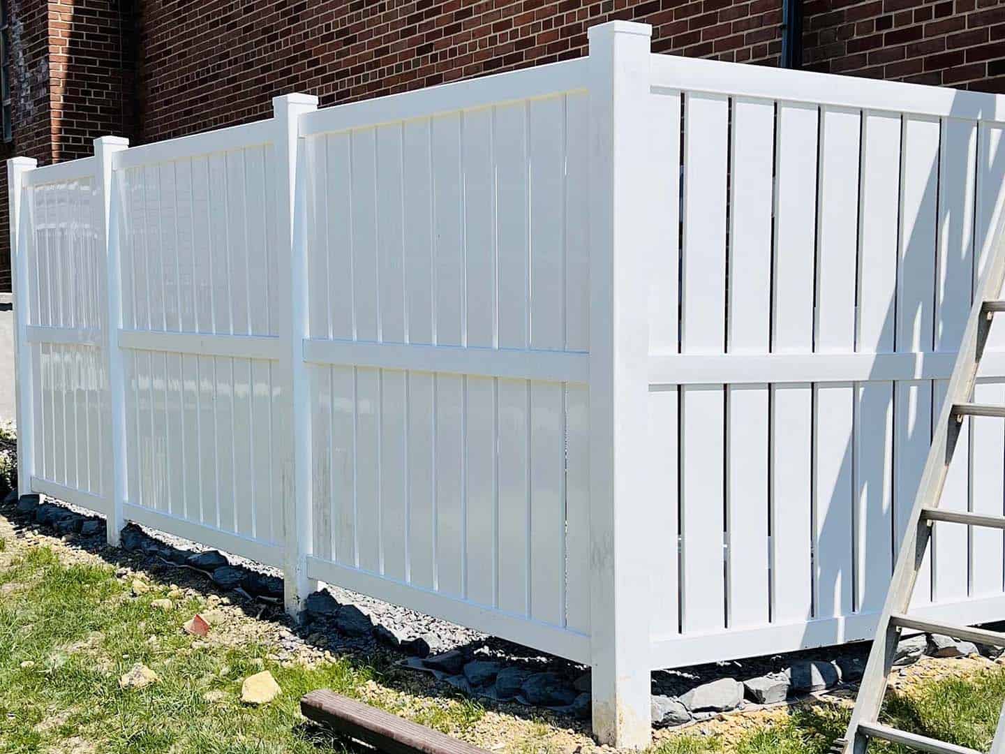 Photo of a vinyl fence from a South Jersey fence contractor