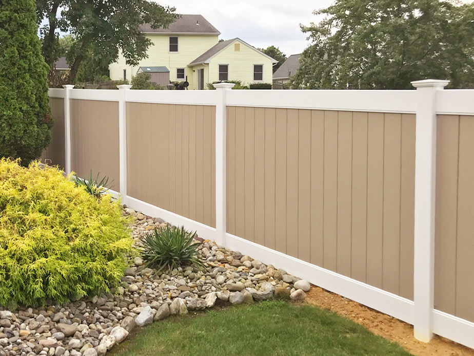 Vinyl Fence Contractor in South Jersey