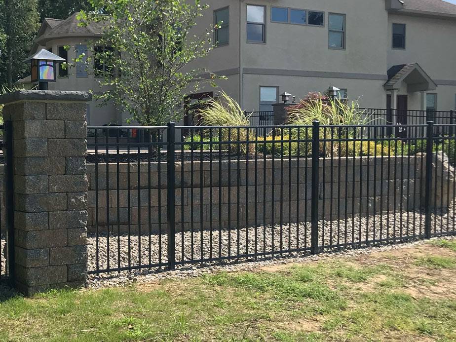 Moorestown New Jersey residential fencing contractor